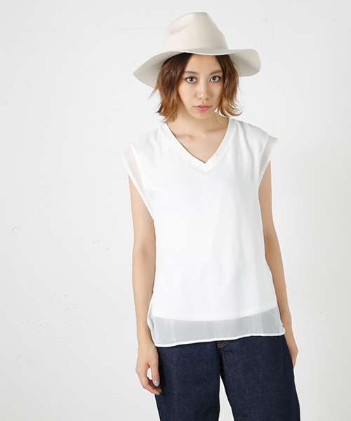 MOUSSY（マウジー）の「CIFFON LAYERED TOPS（Tシャツ/カットソー・レディース・ネイビー/カーキ/ホワイト・FREE）」の2枚目の写真