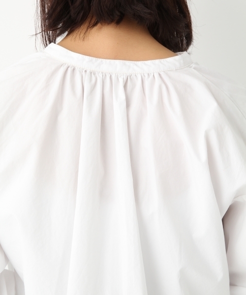 A part by（アパートバイ）の「Cスキッパーボリュームシャツ 744279 （シャツ/ブラウス・レディース・ホワイト/ベージュ/ブラック/ライトイエロー・FREE）」の14枚目の写真