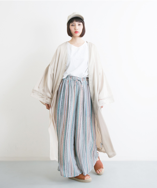 MERLOT（メルロー）の「サテンガウン4952（カーディガン/ボレロ・レディース・ブラック/ベージュ/ピンク/ライトブルー・FREE）」の17枚目の写真