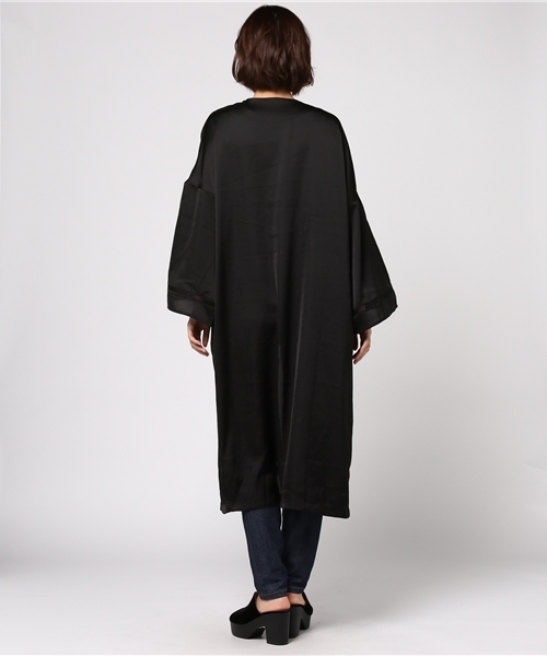 MERLOT（メルロー）の「サテンガウン4952（カーディガン/ボレロ・レディース・ブラック/ベージュ/ピンク/ライトブルー・FREE）」の8枚目の写真