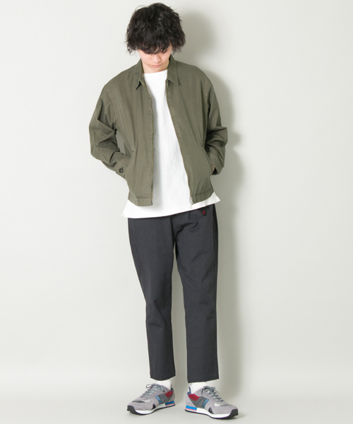 URBAN RESEARCH(アーバンリサーチ)の「UR カラーZIPブルゾン(ブルゾン・メンズ・ネイビー/カーキ・MEDIUM/LARGE)」の6枚目の写真