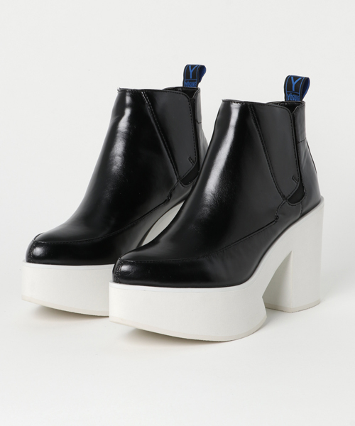 YOSUKE(ヨースケ)の「「YOSUKE/ヨースケ」厚底サイドゴアショートブーツ(ブーツ・レディース・ブラック/ベージュ系その他/ブラック系その他/グリーン系その他/グリーン/レッド系その他/マルチ/ブラック系その他2・24.5/23.5/23/24/22.5)」の3枚目の写真