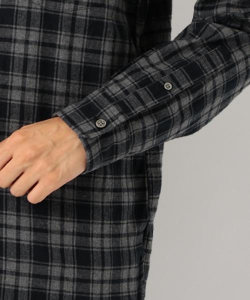 green label relaxing（グリーンレーベルリラクシング）の「【WEB限定】SC★★チェックロングバンドカラー シャツ ◆（シャツ/ブラウス・メンズ・グレー/モカ/ネイビー・SMALL/MEDIUM/LARGE）」の20枚目の写真