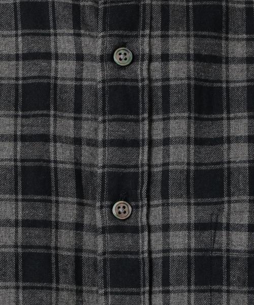 green label relaxing（グリーンレーベルリラクシング）の「【WEB限定】SC★★チェックロングバンドカラー シャツ ◆（シャツ/ブラウス・メンズ・グレー/モカ/ネイビー・SMALL/MEDIUM/LARGE）」の22枚目の写真