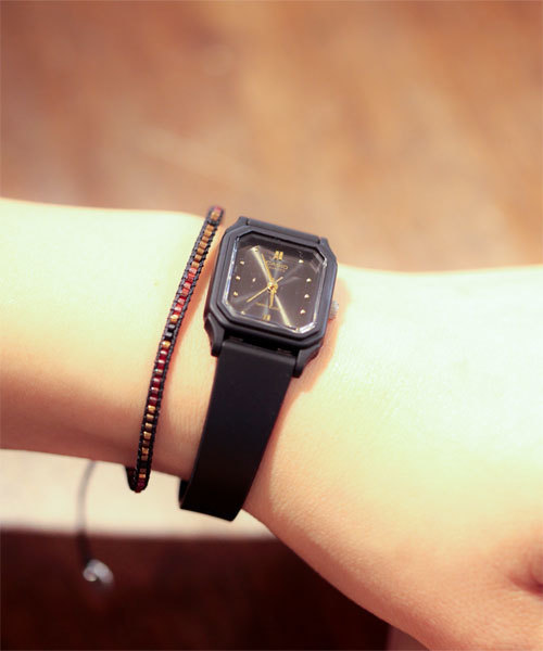 NANO universe（ナノユニバース）の「CASIO(カシオ)/ アナログスクエア