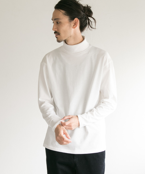 URBAN RESEARCH（アーバンリサーチ）の「THERMOLITE カットソータートルネック（Tシャツ/カットソー・メンズ・ホワイト/ブラック/グレー/ダークブラウン・MEDIUM/LARGE）」の2枚目の写真