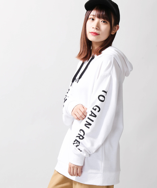 WEGO（ウィゴー）の「WEGO/スリーブロゴプルパーカー（パーカー・メンズ・ホワイト/ブラック/マスタード・MEDIUM/LARGE）」の20枚目の写真