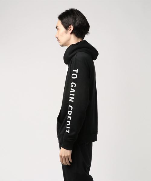 WEGO（ウィゴー）の「WEGO/スリーブロゴプルパーカー（パーカー・メンズ・ホワイト/ブラック/マスタード・MEDIUM/LARGE）」の4枚目の写真