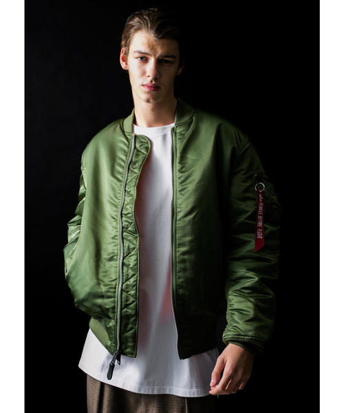 Alpha Industries(アルファインダストリーズ)の「<ALPHA INDUSTRIES> MA-1 TIGHT/ブルゾン ◆(MA-1・メンズ・ブラック/オリーブ/ブラウン/ネイビー・SMALL/MEDIUM/X-LARGE/LARGE)」の13枚目の写真