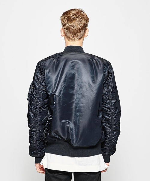 Alpha Industries(アルファインダストリーズ)の「<ALPHA INDUSTRIES> MA-1 TIGHT/ブルゾン ◆(MA-1・メンズ・ブラック/オリーブ/ブラウン/ネイビー・SMALL/MEDIUM/X-LARGE/LARGE)」の18枚目の写真