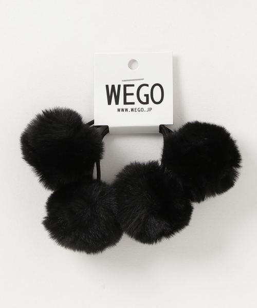 WEGO（ウィゴー）の「WEGO/2Pファーポンポンヘアゴム（ヘアゴム・レディース・ブラック/サックスブルー/キャメル/ライトピンク/ライトパープル/グレー・FREE）」の2枚目の写真
