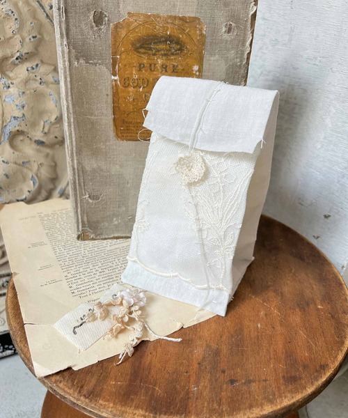 m.soeur（エムスール）の「スズランレースのギフト袋（大）（ラッピングキット・レディース・ホワイト/ダークグリーン・FREE）」の7枚目の写真