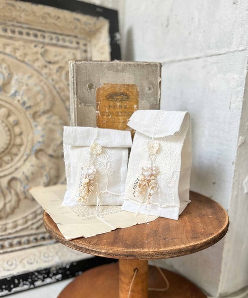 m.soeur（エムスール）の「スズランレースのギフト袋（大）（ラッピングキット・レディース・ホワイト/ダークグリーン・FREE）」の11枚目の写真