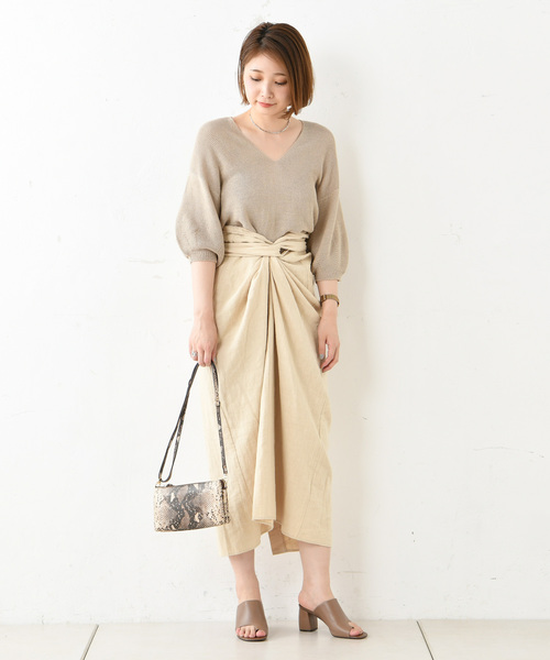 DouDou（ドゥドゥ）の「袖ボリュームVプルオーバー（ニット/セーター・レディース・ベージュ/ブラック/ブラウン・FREE）」の16枚目の写真