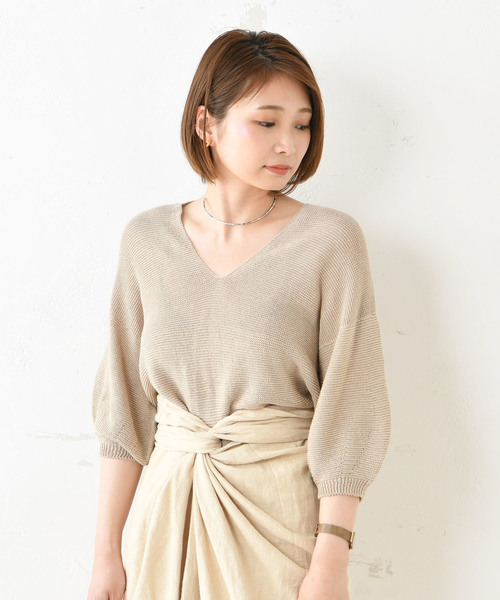 DouDou（ドゥドゥ）の「袖ボリュームVプルオーバー（ニット/セーター・レディース・ベージュ/ブラック/ブラウン・FREE）」の10枚目の写真