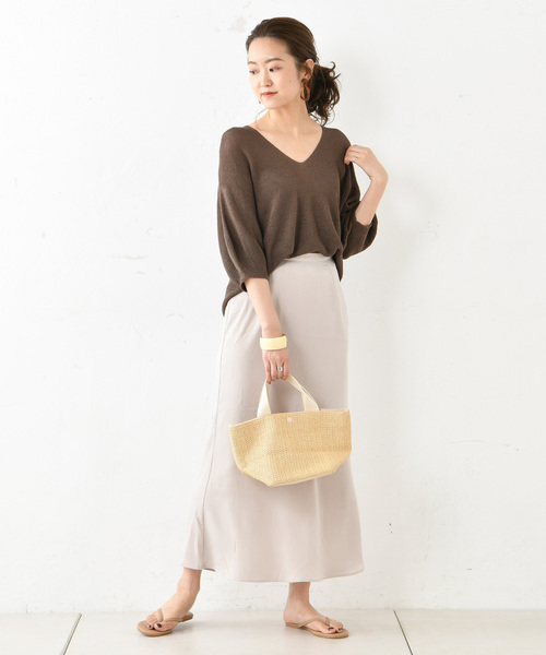 DouDou（ドゥドゥ）の「袖ボリュームVプルオーバー（ニット/セーター・レディース・ベージュ/ブラック/ブラウン・FREE）」の17枚目の写真