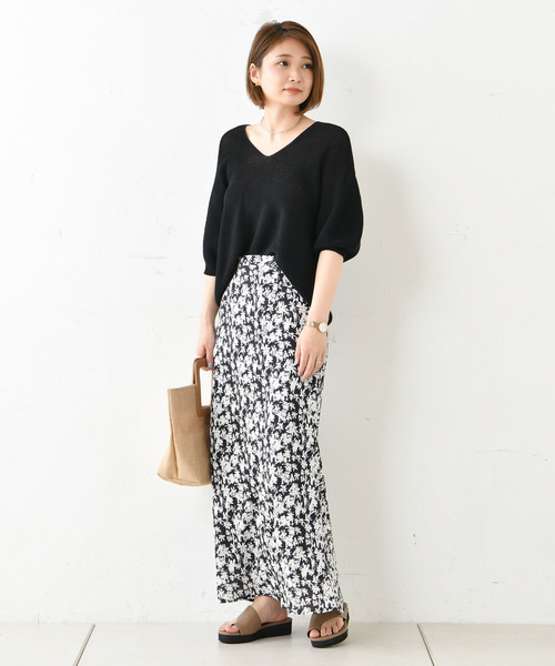 DouDou（ドゥドゥ）の「袖ボリュームVプルオーバー（ニット/セーター・レディース・ベージュ/ブラック/ブラウン・FREE）」の14枚目の写真