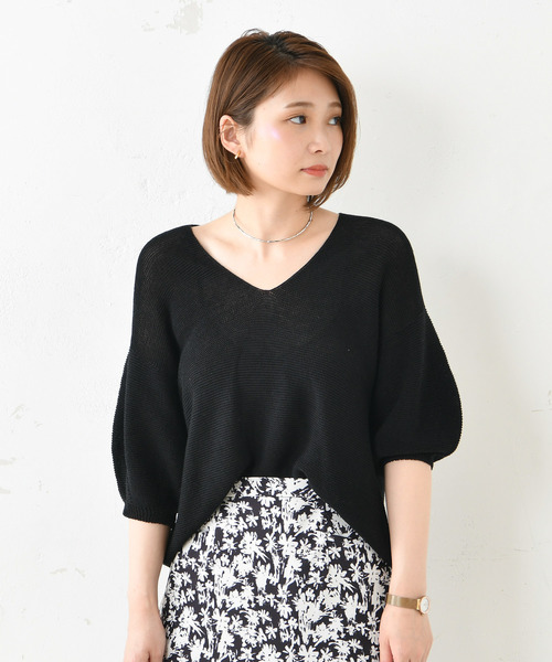 DouDou（ドゥドゥ）の「袖ボリュームVプルオーバー（ニット/セーター・レディース・ベージュ/ブラック/ブラウン・FREE）」の6枚目の写真