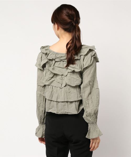 one after another NICE CLAUP(ワンアフターアナザーナイスクラップ)の「フリルティアードブラウス(シャツ/ブラウス・レディース・ブラック/オフホワイト/ミント・FREE)」の4枚目の写真