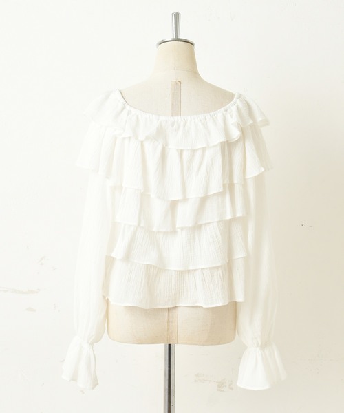 one after another NICE CLAUP(ワンアフターアナザーナイスクラップ)の「フリルティアードブラウス(シャツ/ブラウス・レディース・ブラック/オフホワイト/ミント・FREE)」の16枚目の写真