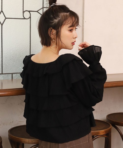 one after another NICE CLAUP(ワンアフターアナザーナイスクラップ)の「フリルティアードブラウス(シャツ/ブラウス・レディース・ブラック/オフホワイト/ミント・FREE)」の19枚目の写真