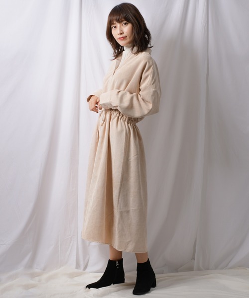 Ambre Neige(アンブルネージュ)の「コーデュロイシャツワンピース【WEB/EC限定商品】(ワンピース・レディース・ダークブラウン/アイボリー・FREE)」の9枚目の写真