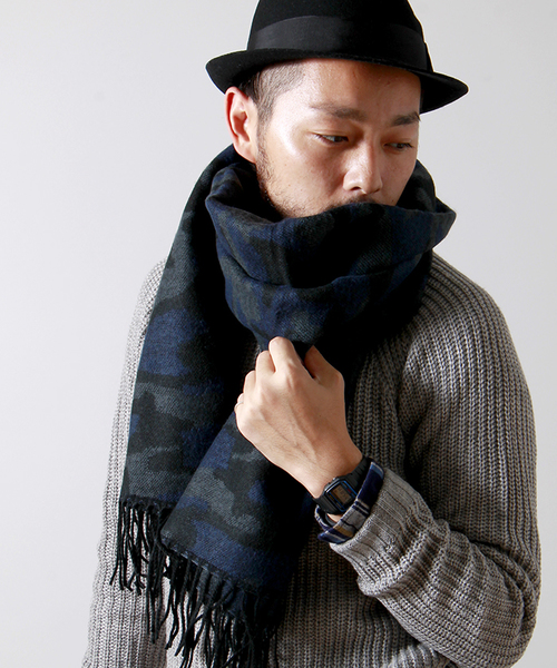 WEGO（ウィゴー）の「WEGO/カモフラストール（ストール/ショール・メンズ・カーキ/ネイビー・FREE）」の2枚目の写真