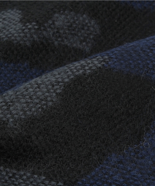 WEGO（ウィゴー）の「WEGO/カモフラストール（ストール/ショール・メンズ・カーキ/ネイビー・FREE）」の6枚目の写真