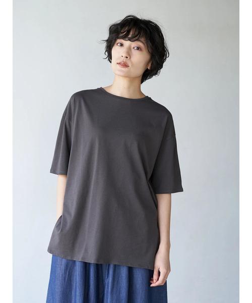 AMERICAN HOLIC（アメリカンホリック）の「前後差スクエアカットチュニック（Tシャツ/カットソー・レディース・オフホワイト/チャコールグレー/ベージュ/サックスブルー・FREE）」の10枚目の写真