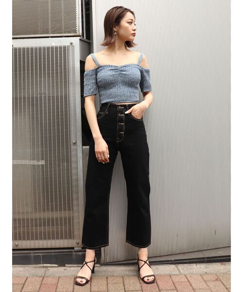 EMODA(エモダ)の「ボタンフライジャストウエストジーンズ(デニムパンツ・レディース・ブラック/インディゴブルー・X-SMALL/SMALL/MEDIUM)」の4枚目の写真
