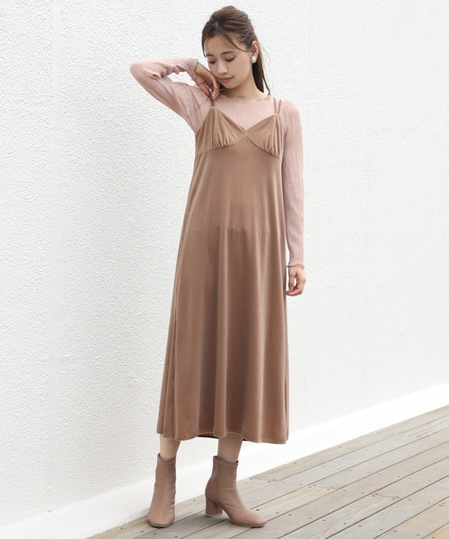 one after another NICE CLAUP(ワンアフターアナザーナイスクラップ)の「シアートップスセットベロアキャミワンピース(ワンピース・レディース・ブラウン/ベージュ/グリーン/ネイビー・FREE)」の12枚目の写真