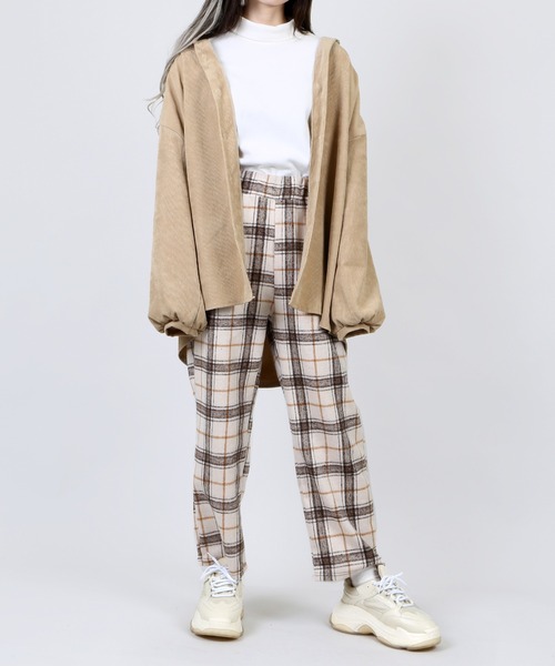 DING(ディング)の「DING/ コーデュロイオーバーシャツ(シャツ/ブラウス・レディース・オフホワイト/ベージュ/ダークオレンジ・FREE)」の11枚目の写真