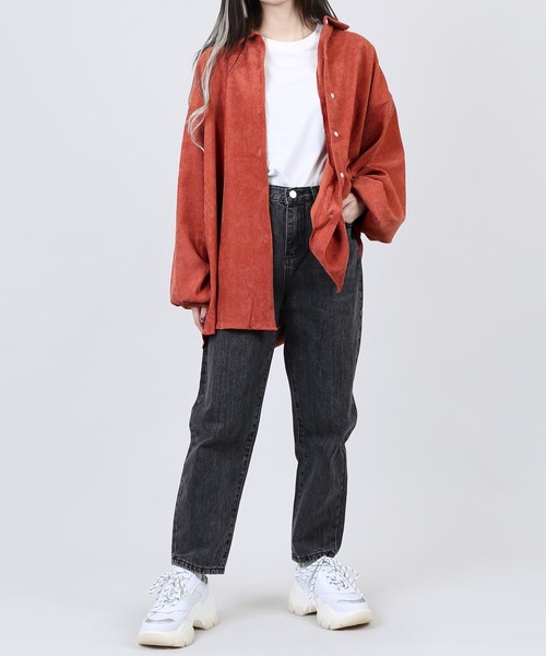 DING(ディング)の「DING/ コーデュロイオーバーシャツ(シャツ/ブラウス・レディース・オフホワイト/ベージュ/ダークオレンジ・FREE)」の4枚目の写真