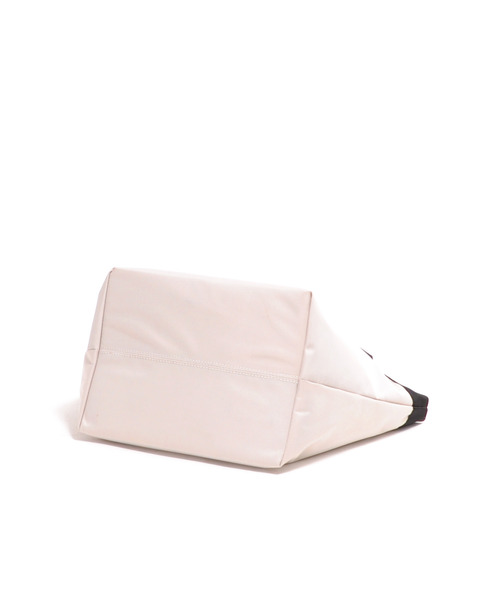 cache cache（カシュ カシュ）の「カシュカシュ cachecache / WEB限定ナイロンリボントートバッグS（トートバッグ・レディース・ブラック/グレー/アイボリー/ライトピンク・FREE）」の16枚目の写真