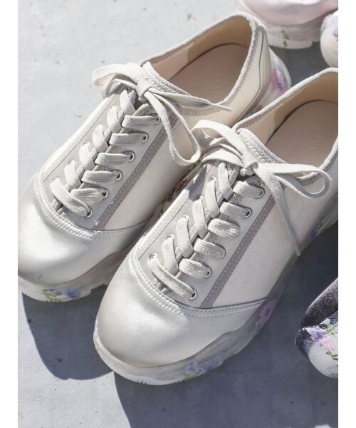 merry jenny(メリージェニー)の「floral sneaker(スニーカー・レディース・ブラック/アイボリー/ピンク・MEDIUM/LARGE)」の18枚目の写真