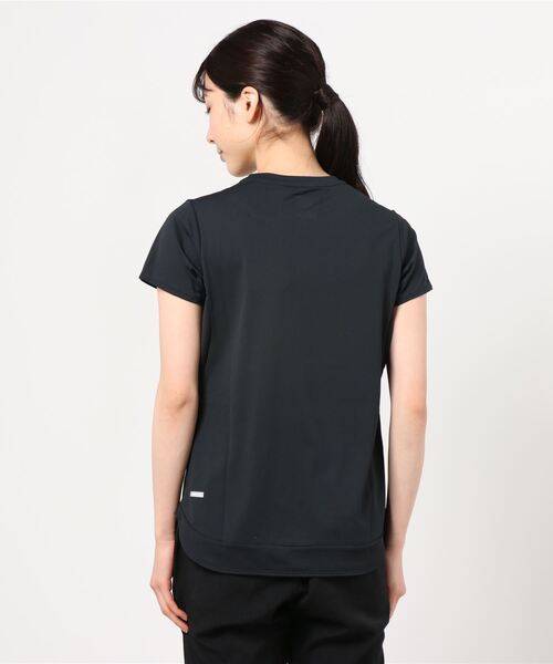 DESCENTE（デサント）の「デサント COOLIST ハンソデTシャツ（Tシャツ/カットソー・レディース・ピンク/ホワイト/ブラック・M/L/XL）」の5枚目の写真