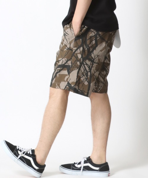 Dickies（ディッキーズ）の「Dickies/ディッキーズ T/Cツイル ワイドチノ ショートパンツ/ハーフパンツ/カラーパンツ/ショーツ（チノパンツ・メンズ・ライトグレー/ブラック/ベージュ/ネイビー/ブルー系その他2/ベージュ系その他/グレー系その他/グリーン・M/L/XL）」の14枚目の写真