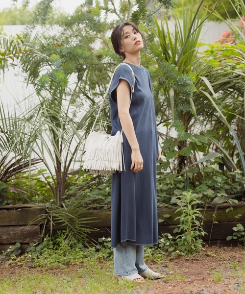 BAYFLOW(ベイフロー)の「フリンジショルダーバッグ(ショルダーバッグ・レディース・オフホワイト/モカ/クリアブルー・FREE)」の4枚目の写真