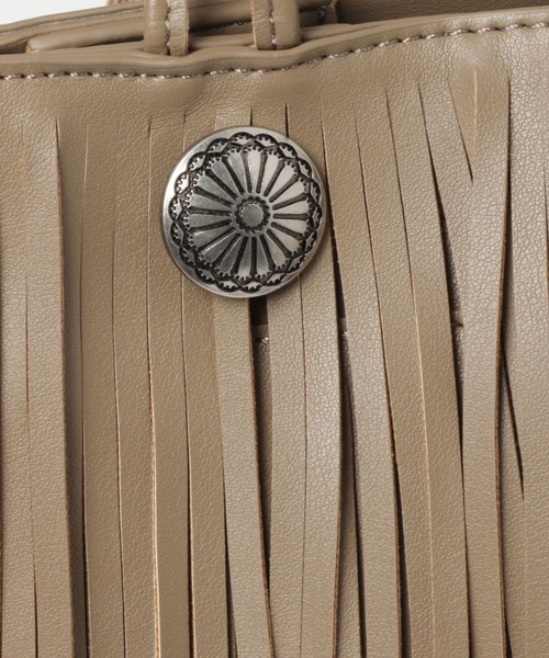 BAYFLOW(ベイフロー)の「フリンジショルダーバッグ(ショルダーバッグ・レディース・オフホワイト/モカ/クリアブルー・FREE)」の11枚目の写真