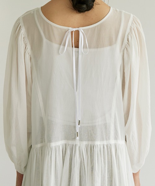 cardo fabrica(カルドファブリカ)の「◇100/2ボイルオーガンジー ギャザー切替チュニックワンピース(チュニック・レディース・ホワイト/ブラック・FREE)」の16枚目の写真