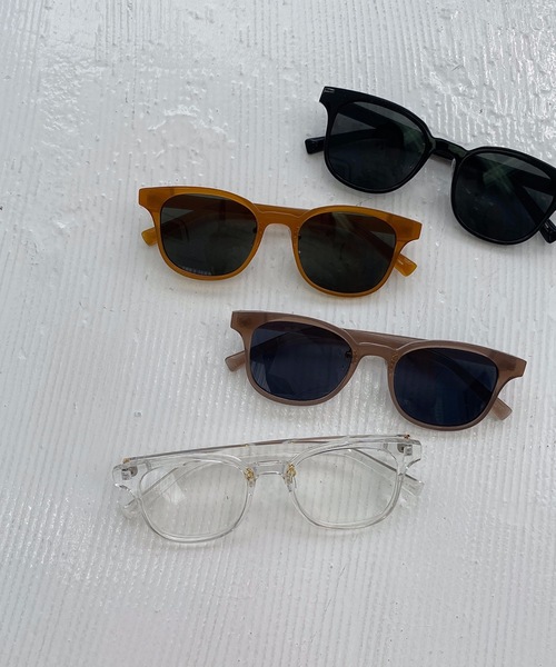 StyleSea（スタイルシー）の「ワイドフレームカラーレンズアイウェア（サングラス・レディース・クリア/グレイッシュベージュ/キャメル/ブラック・FREE）」の4枚目の写真