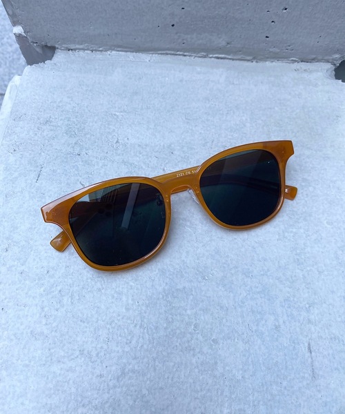 StyleSea（スタイルシー）の「ワイドフレームカラーレンズアイウェア（サングラス・レディース・クリア/グレイッシュベージュ/キャメル/ブラック・FREE）」の13枚目の写真