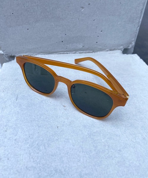 StyleSea（スタイルシー）の「ワイドフレームカラーレンズアイウェア（サングラス・レディース・クリア/グレイッシュベージュ/キャメル/ブラック・FREE）」の6枚目の写真