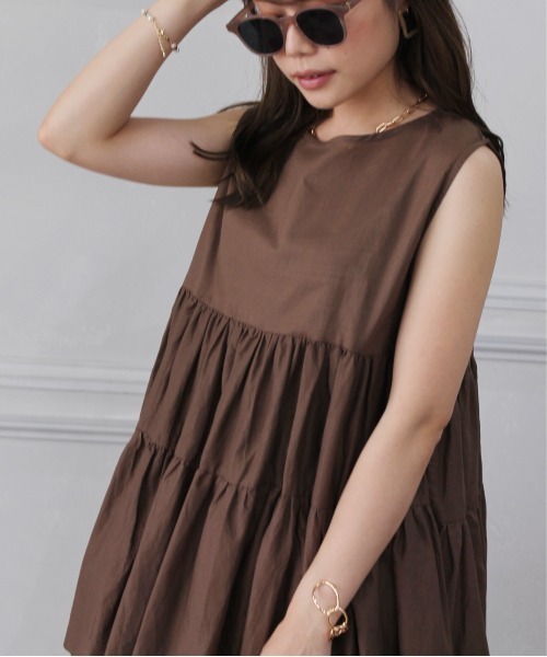 StyleSea（スタイルシー）の「ワイドフレームカラーレンズアイウェア（サングラス・レディース・クリア/グレイッシュベージュ/キャメル/ブラック・FREE）」の5枚目の写真