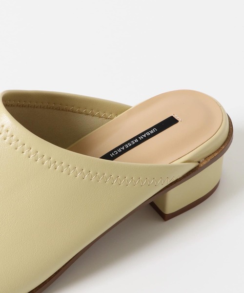 URBAN RESEARCH（アーバンリサーチ）の「ストレッチミュール（その他シューズ・レディース・ベージュ/ダークブラウン・37/38）」の7枚目の写真