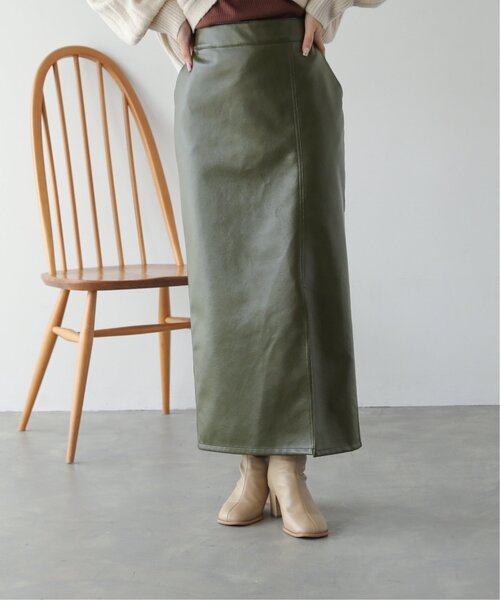 RAY CASSIN(レイカズン)の「レザーペンシルスカート(スカート・レディース・ブラウン/ベージュ/カーキ・FREE)」の4枚目の写真