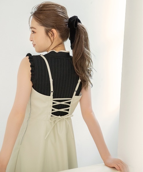 WILLSELECTION(ウィルセレクション)の「エコレザーフレアジャンパースカート(ジャンパースカート・レディース・アイボリー/キャメル・MEDIUM)」の18枚目の写真