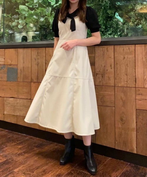 WILLSELECTION(ウィルセレクション)の「エコレザーフレアジャンパースカート(ジャンパースカート・レディース・アイボリー/キャメル・MEDIUM)」の9枚目の写真