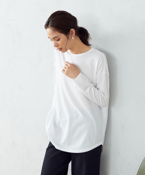 COMME CA ISM（コムサイズム）の「スリット　ロングＴシャツ（Tシャツ/カットソー・レディース・ホワイト/ライトグレー/ブラック・MEDIUM/LARGE）」の2枚目の写真
