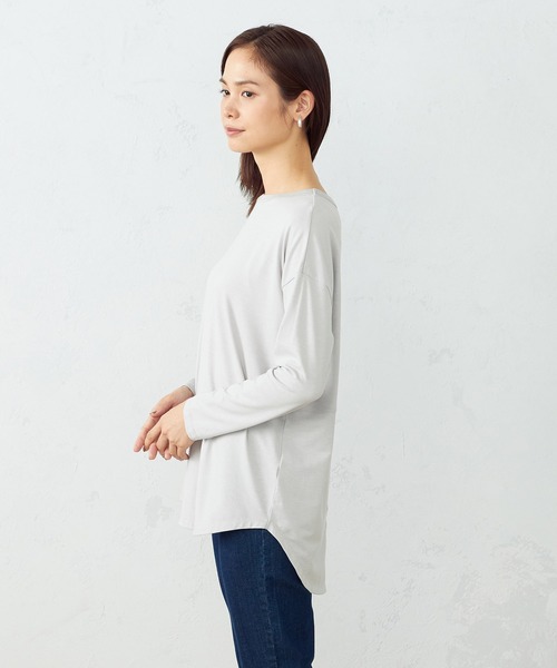COMME CA ISM（コムサイズム）の「スリット　ロングＴシャツ（Tシャツ/カットソー・レディース・ホワイト/ライトグレー/ブラック・MEDIUM/LARGE）」の4枚目の写真